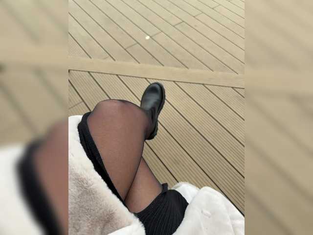 sweetkira25 —    @sofar, @remain c2c in inst -1111 tk. Fucking vibe