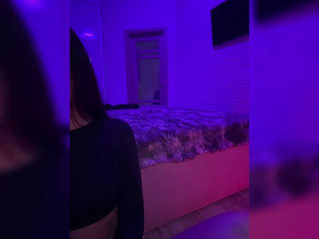 sweetkira25 live sex show