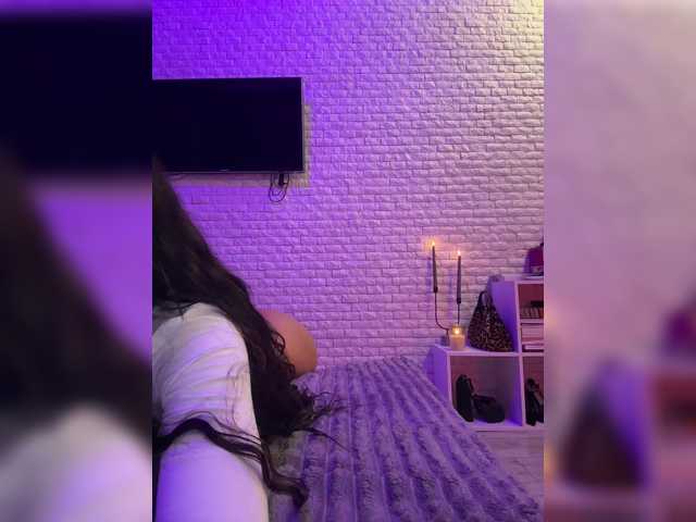 sweetkira25's BongaCams show and profile