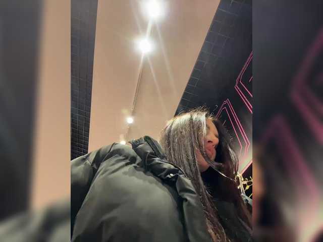 sweetkira25's BongaCams show and profile