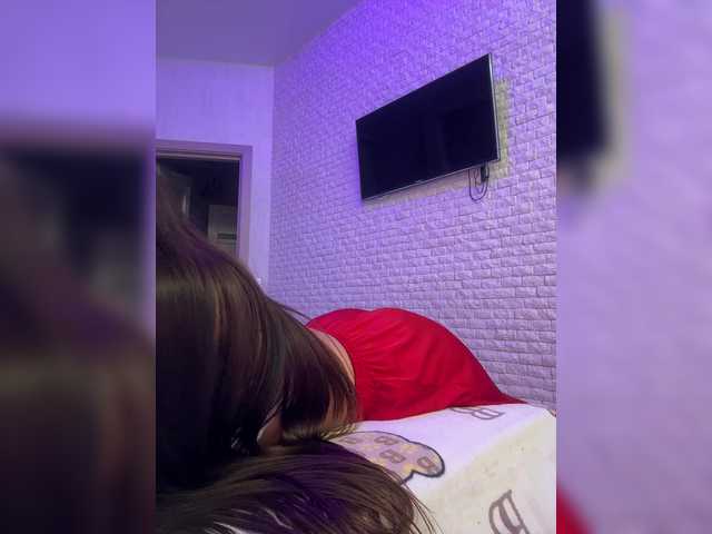 sweetkira25's BongaCams show and profile