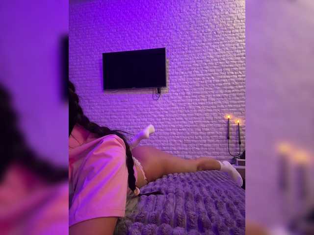 sweetkira25's BongaCams show and profile