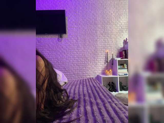 sweetkira25's BongaCams show and profile