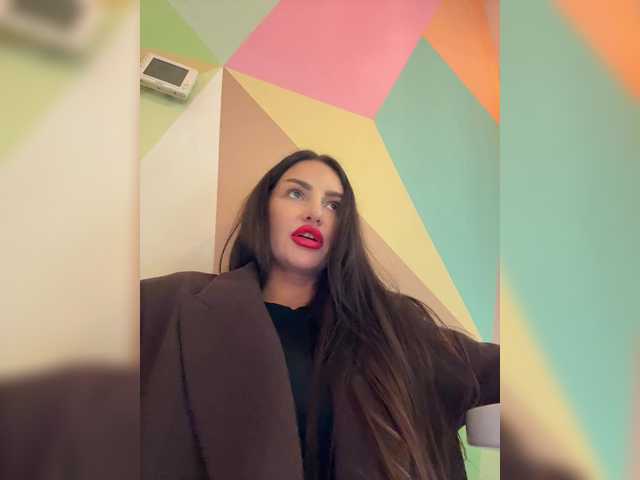 sweetkira25's BongaCams show and profile