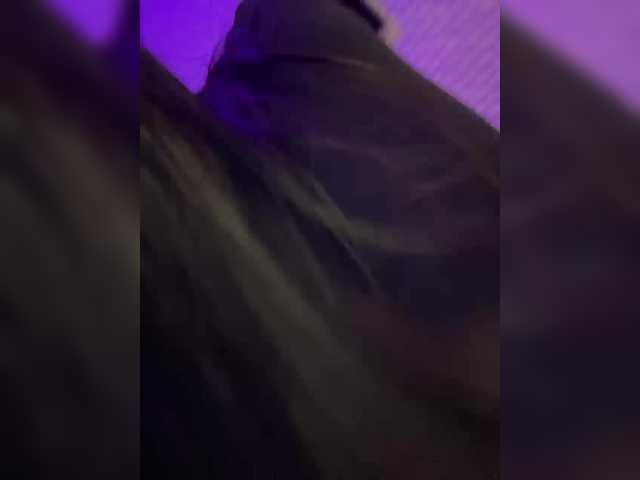 sweetkira25's BongaCams show and profile