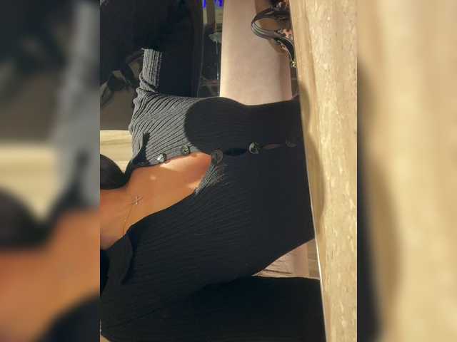 sweetkira25's BongaCams show and profile