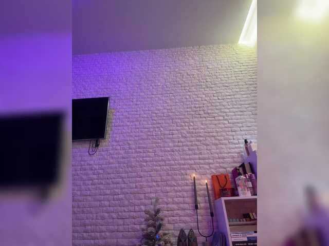 sweetkira25's BongaCams show and profile