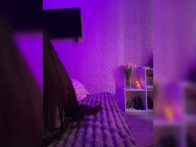 sweetkira25's BongaCams show and profile