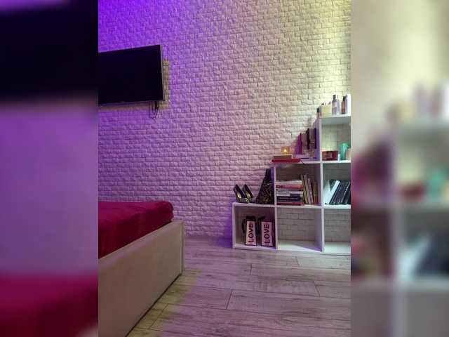 sweetkira25's BongaCams show and profile