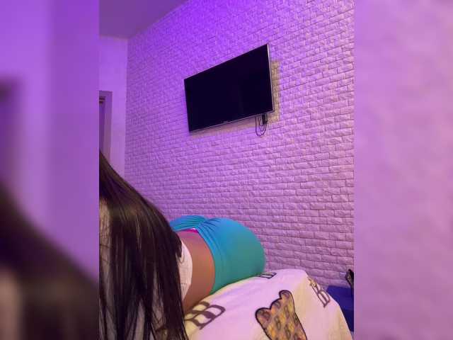 sweetkira25 live sex