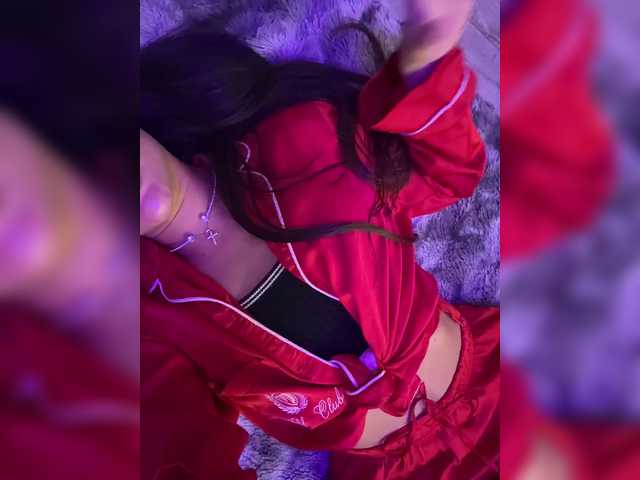 sweetkira25's BongaCams show and profile