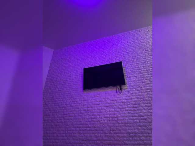 sweetkira25's BongaCams show and profile