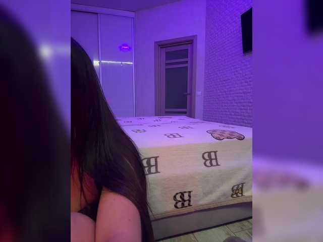 sweetkira25's BongaCams show and profile