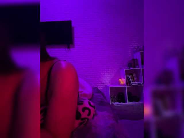 sweetkira25's BongaCams show and profile