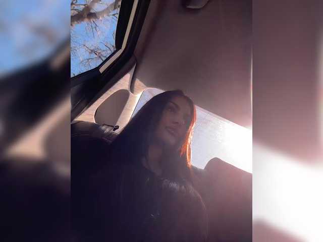 sweetkira25's BongaCams show and profile