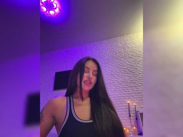 sweetkira25 live sex show