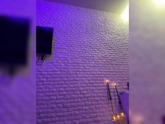 sweetkira25's BongaCams show and profile