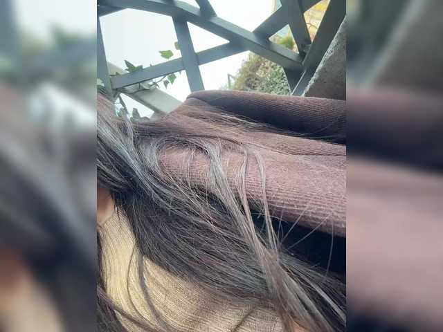 sweetkira25's BongaCams show and profile