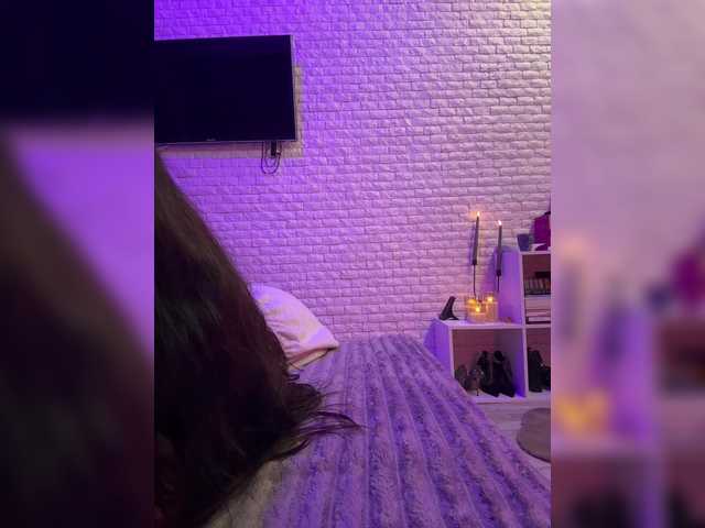 sweetkira25's BongaCams show and profile