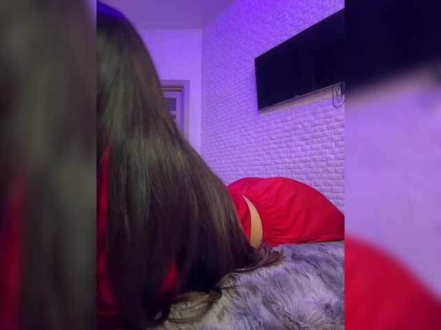 sweetkira25's BongaCams show and profile