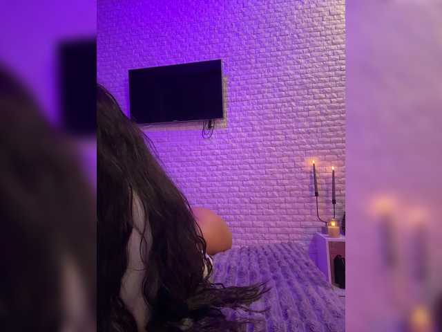 sweetkira25's BongaCams show and profile