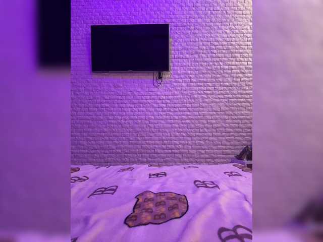 sweetkira25's BongaCams show and profile