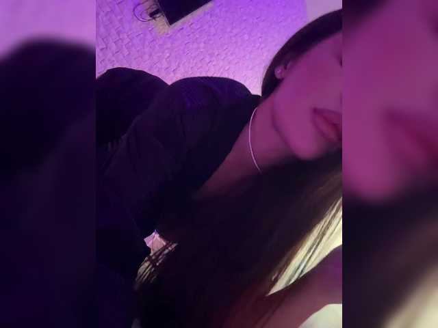 sweetkira25 live sex