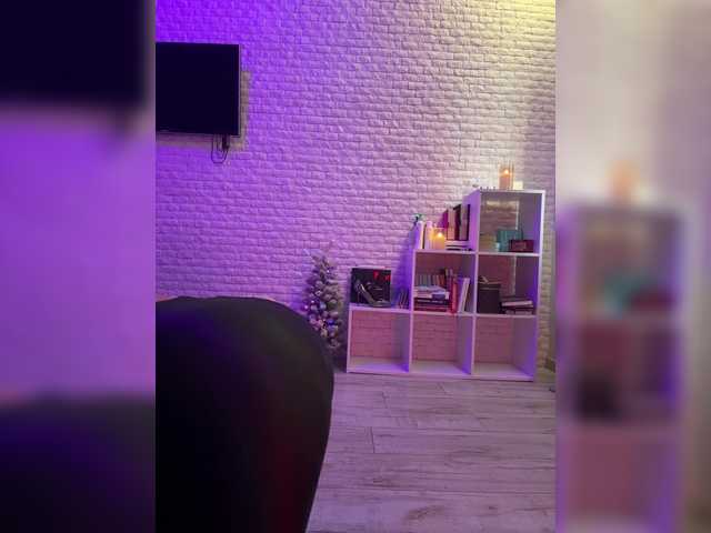 sweetkira25's BongaCams show and profile