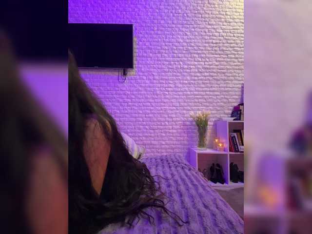 sweetkira25's BongaCams show and profile