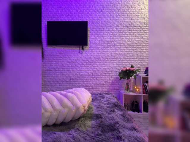 sweetkira25 live sex show