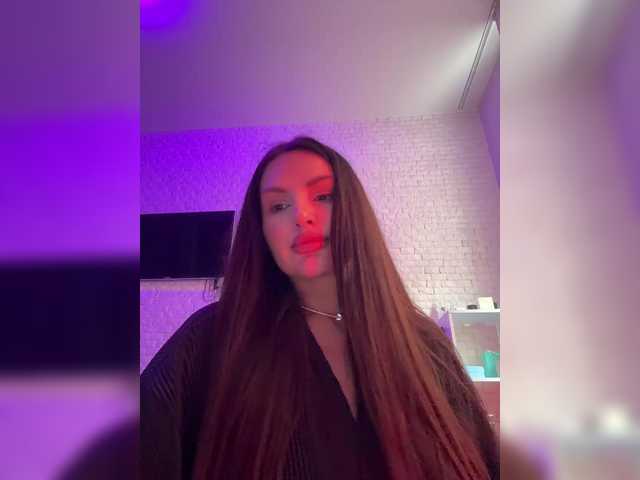 sweetkira25's BongaCams show and profile