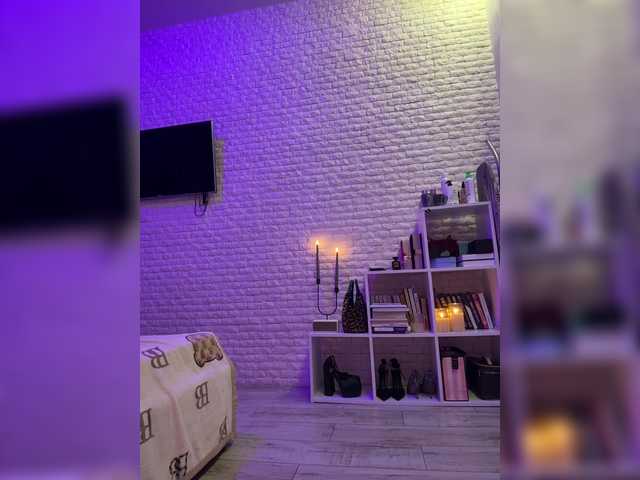 sweetkira25's BongaCams show and profile