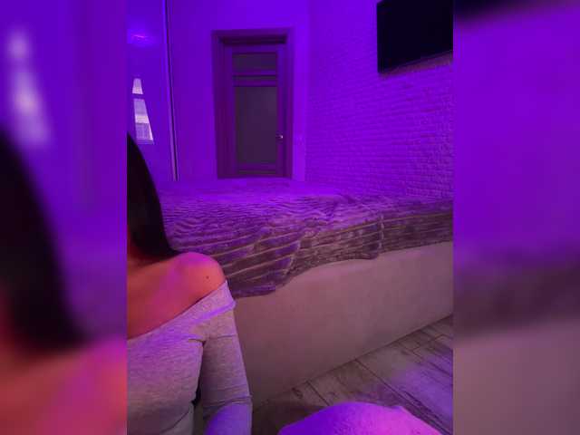 sweetkira25's BongaCams show and profile