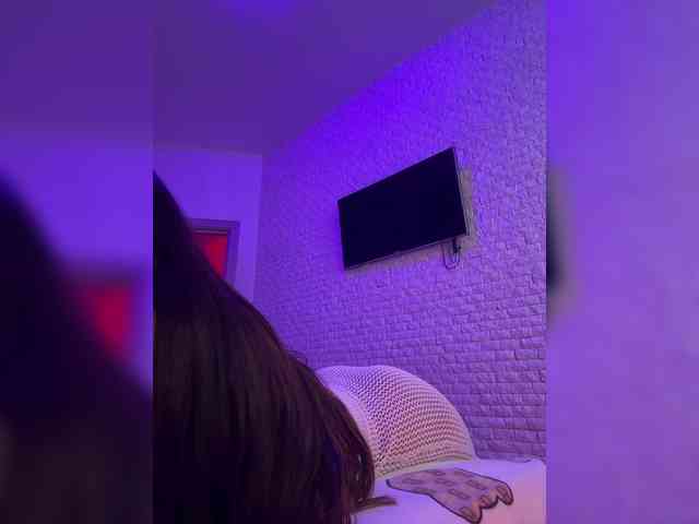 bitch_production webcam