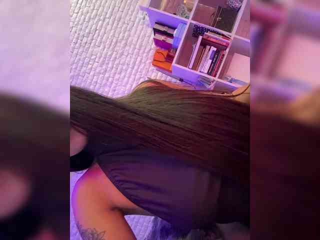 bitch_production webcam