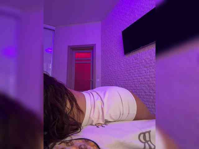 bitch_production webcam