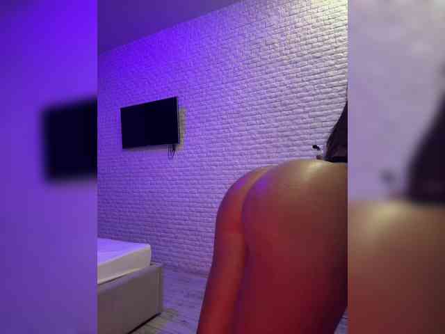 sweetkira25 Live Webcam on BongaCams