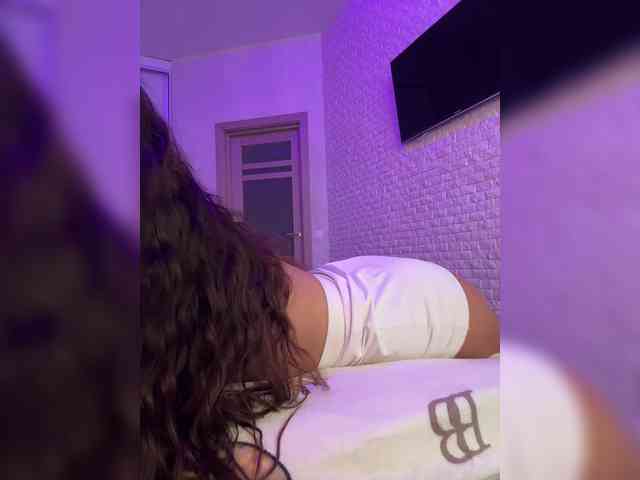 bitch_production webcam