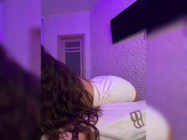 bitch_production webcam