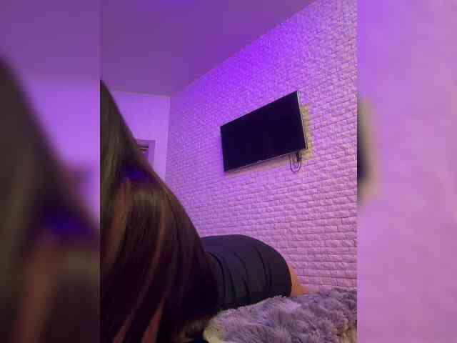 bitch_production webcam