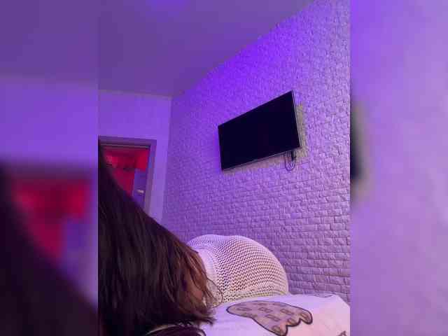 bitch_production webcam