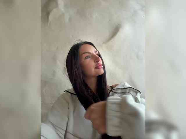 bitch_production webcam