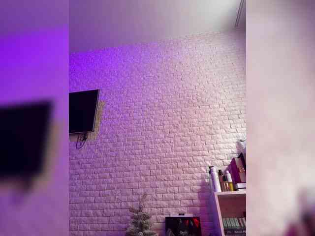 bitch_production webcam