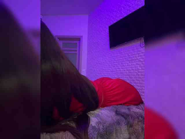 bitch_production webcam