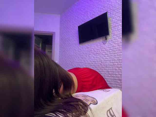 bitch_production webcam