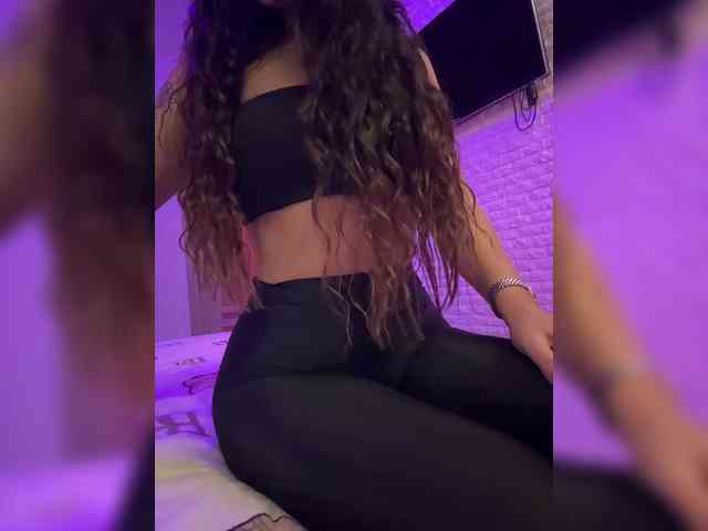 bitch_production webcam