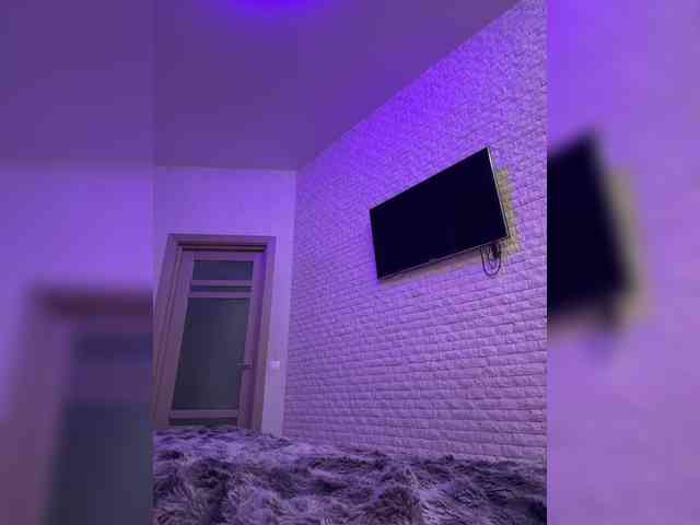 bitch_production webcam