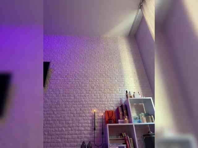 bitch_production webcam