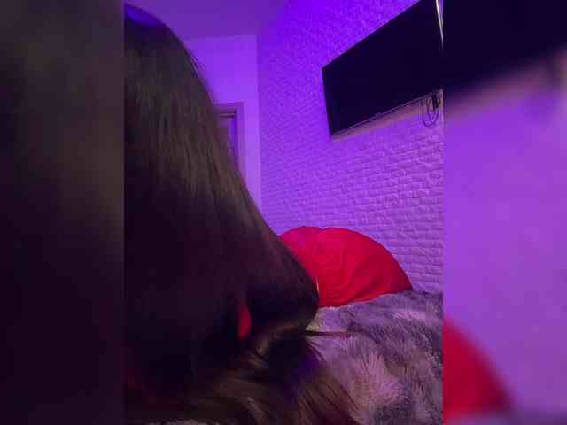 bitch_production webcam