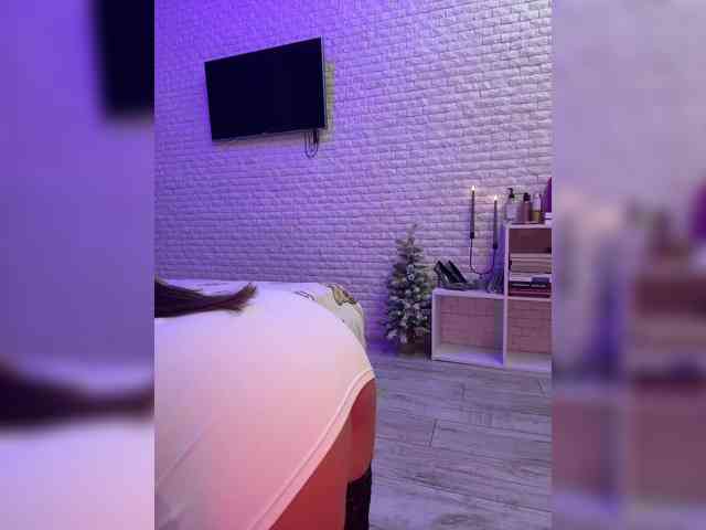 bitch_production webcam